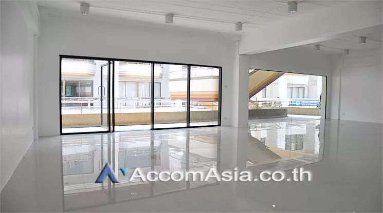 4  Office Space For Rent in Sukhumvit ,Bangkok BTS Phra khanong at Park Avenue AA14000